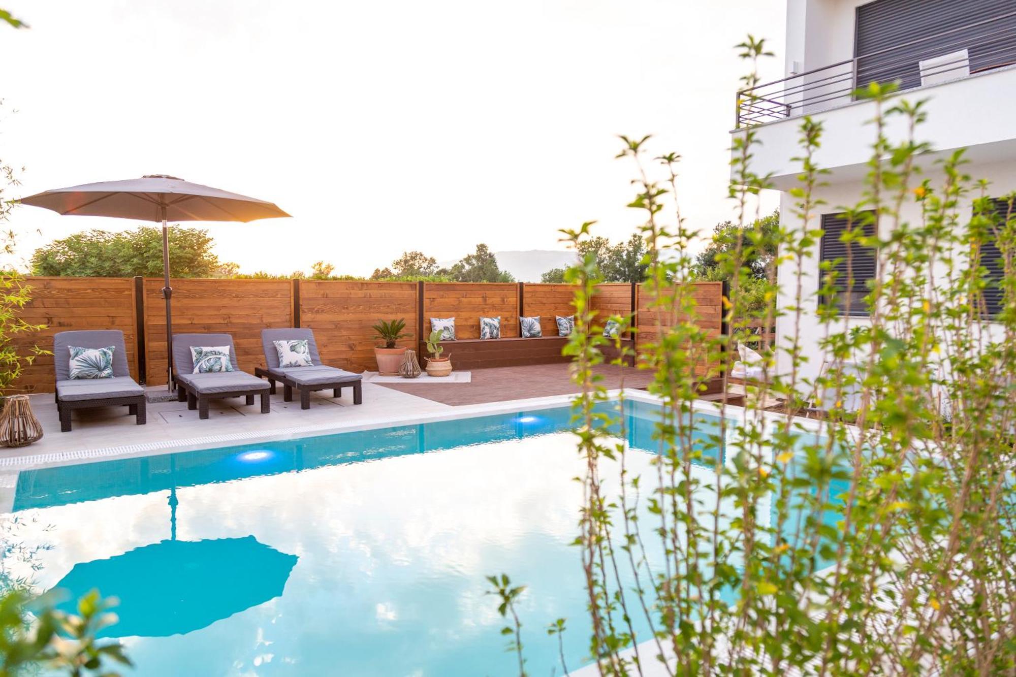 אולסינץ' Kiteriders Garden Villas מראה חיצוני תמונה